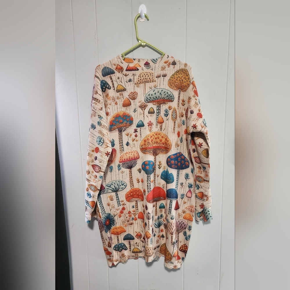 NIP Distressed Look Colorful Mushrooms Oversized Sweater - Picture 4 of 13